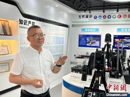 合肥 以新興產(chǎn)業(yè)為引擎，以“科大硅谷”為載體，驅(qū)動(dòng)技術(shù)開發(fā)與創(chuàng)新